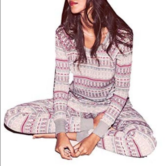 Victoria’s Secret fireside thermal pajama pants - Picture 3 of 8